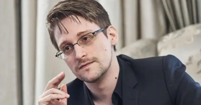 Сноуден объяснил опасность национальных криптовалют